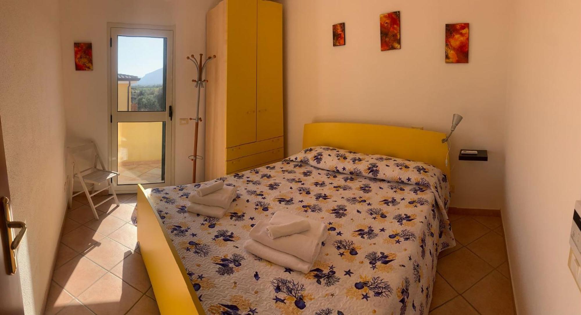 Вілла Casa Menuccia Орозей Екстер'єр фото